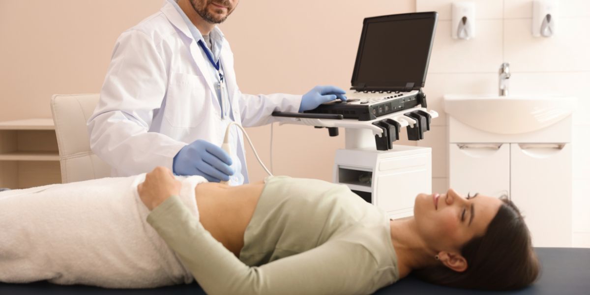 Ecografia Abdominal: Diagnóstico Seguro e Eficaz