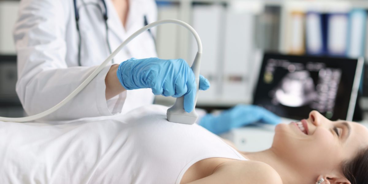 Ecografia Mamária: Importância no Diagnóstico da Saúde Feminina