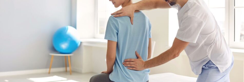 Entenda a Escoliose Lombar e Tratamentos Disponíveis