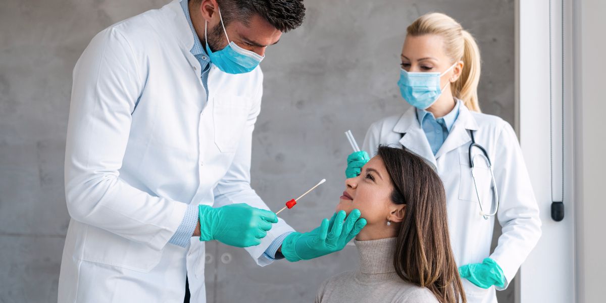 Testagem COVID-19 em Cascais: Estratégias e Impactos