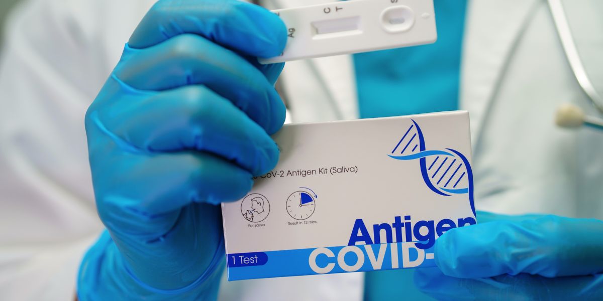 Teste Antigénio: Importância no Controlo da COVID-19