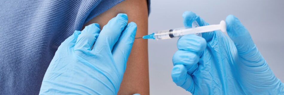 Vacina Hepatite A: Proteção Essencial para Grupos de Risco